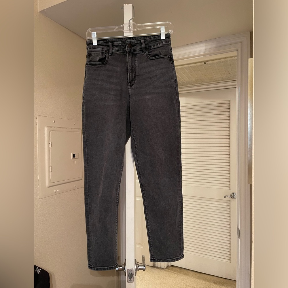 American Eagle mom jeans